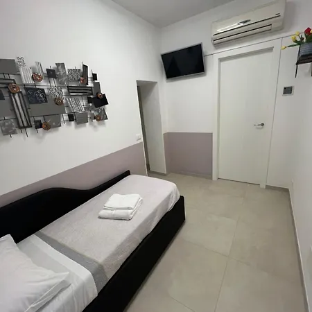 בית הארחה Sull'arco מונטרוסו אל מארה