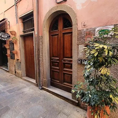 Sull'arco Πανσιόν 4*