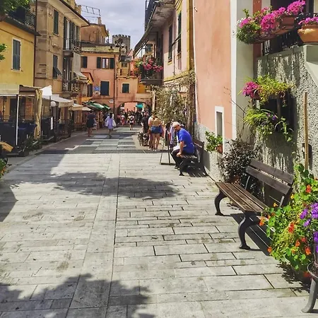 Sull'arco Πανσιόν 4*