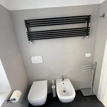 Sull'arco Μοντερόσο αλ Μάρε