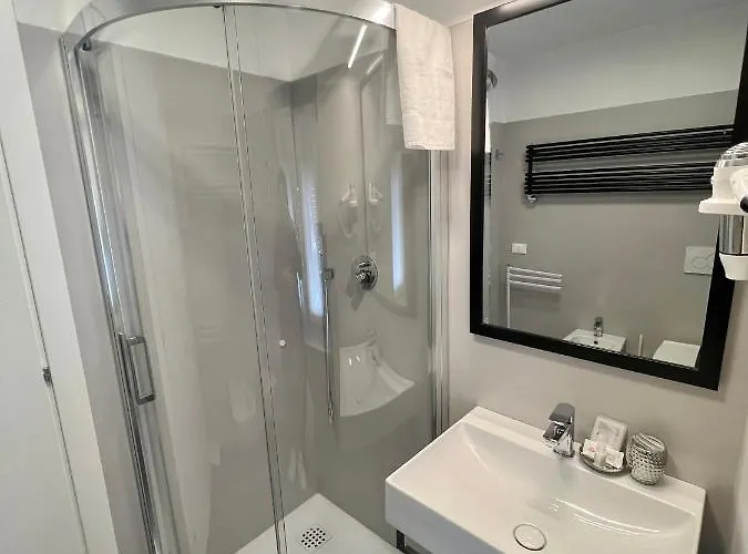 아피타카메레 술아르코 4* 몬테로소 알 마레